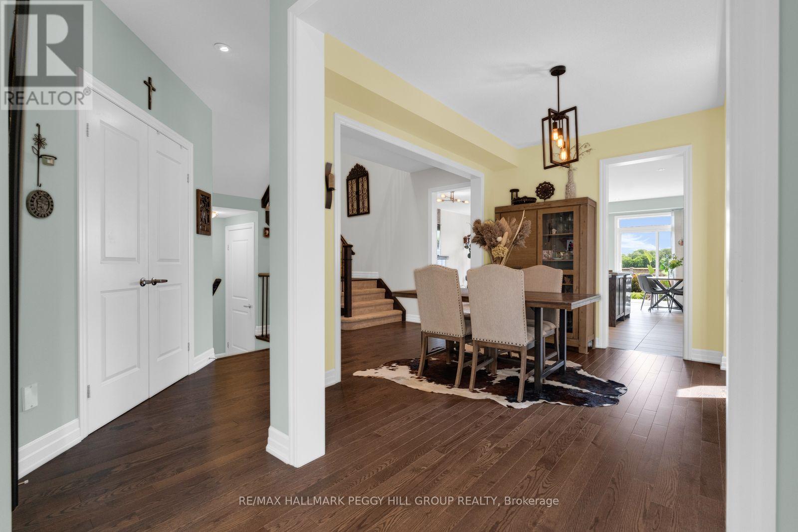15 WAGNER CRESCENT - 2