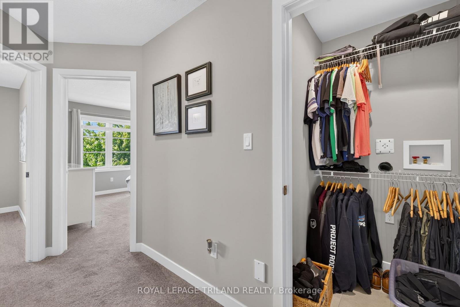 11 EMPIRE PARKWAY - 23