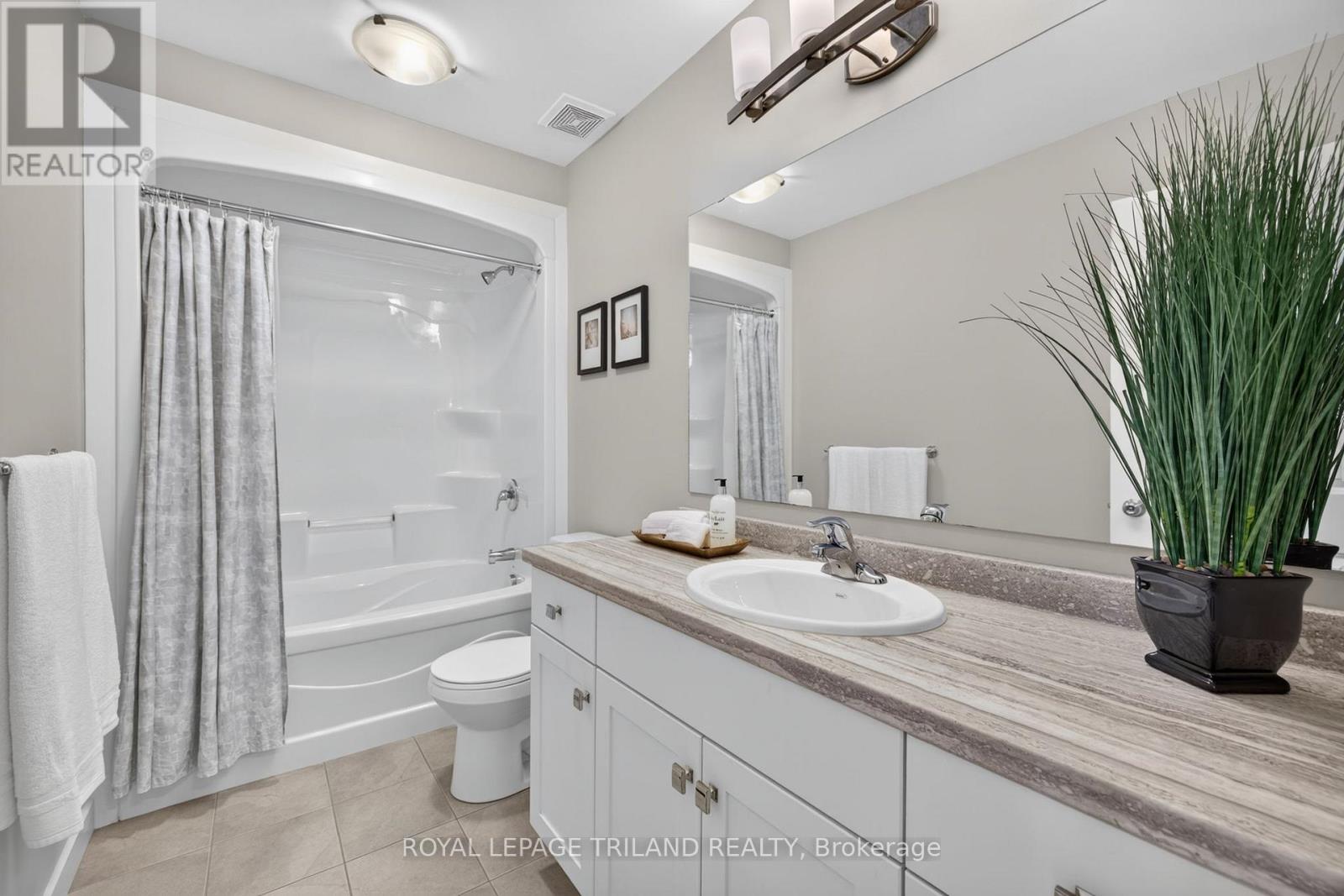11 EMPIRE PARKWAY - 28