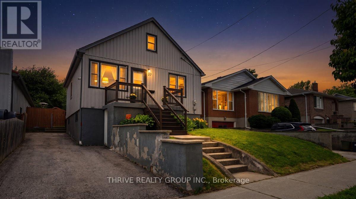 37 EMERY STREET W - 2