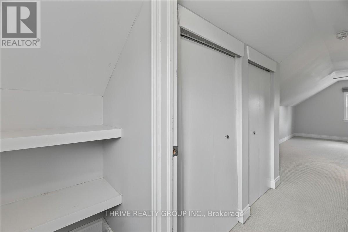 37 EMERY STREET W - 31