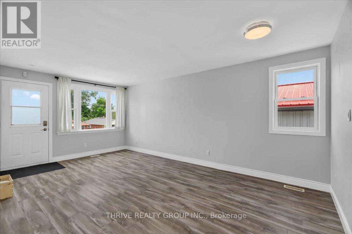 37 EMERY STREET W - 5