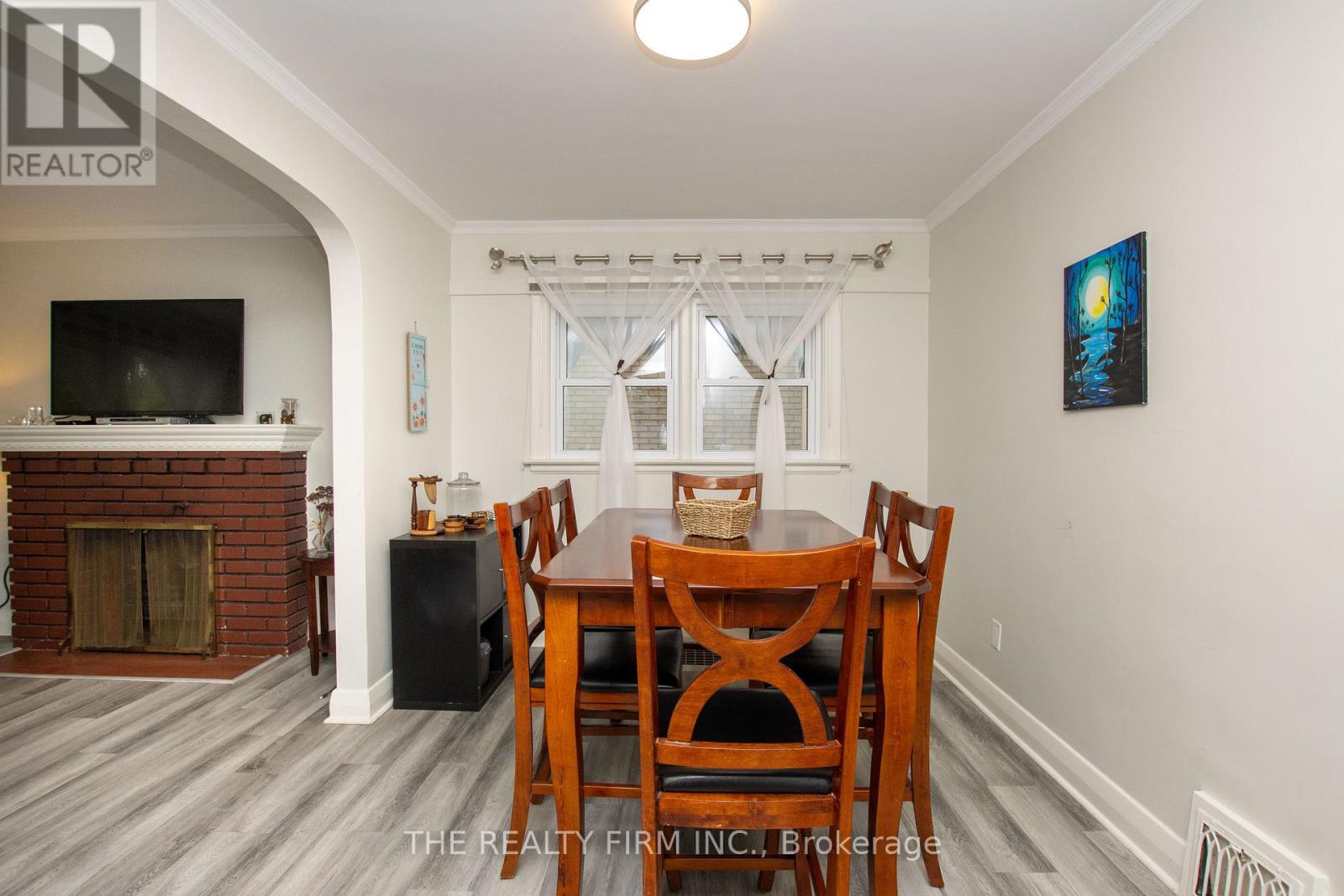 1319 WILTON AVENUE - 10