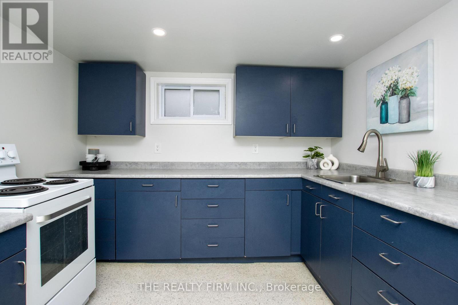 1319 WILTON AVENUE - 35