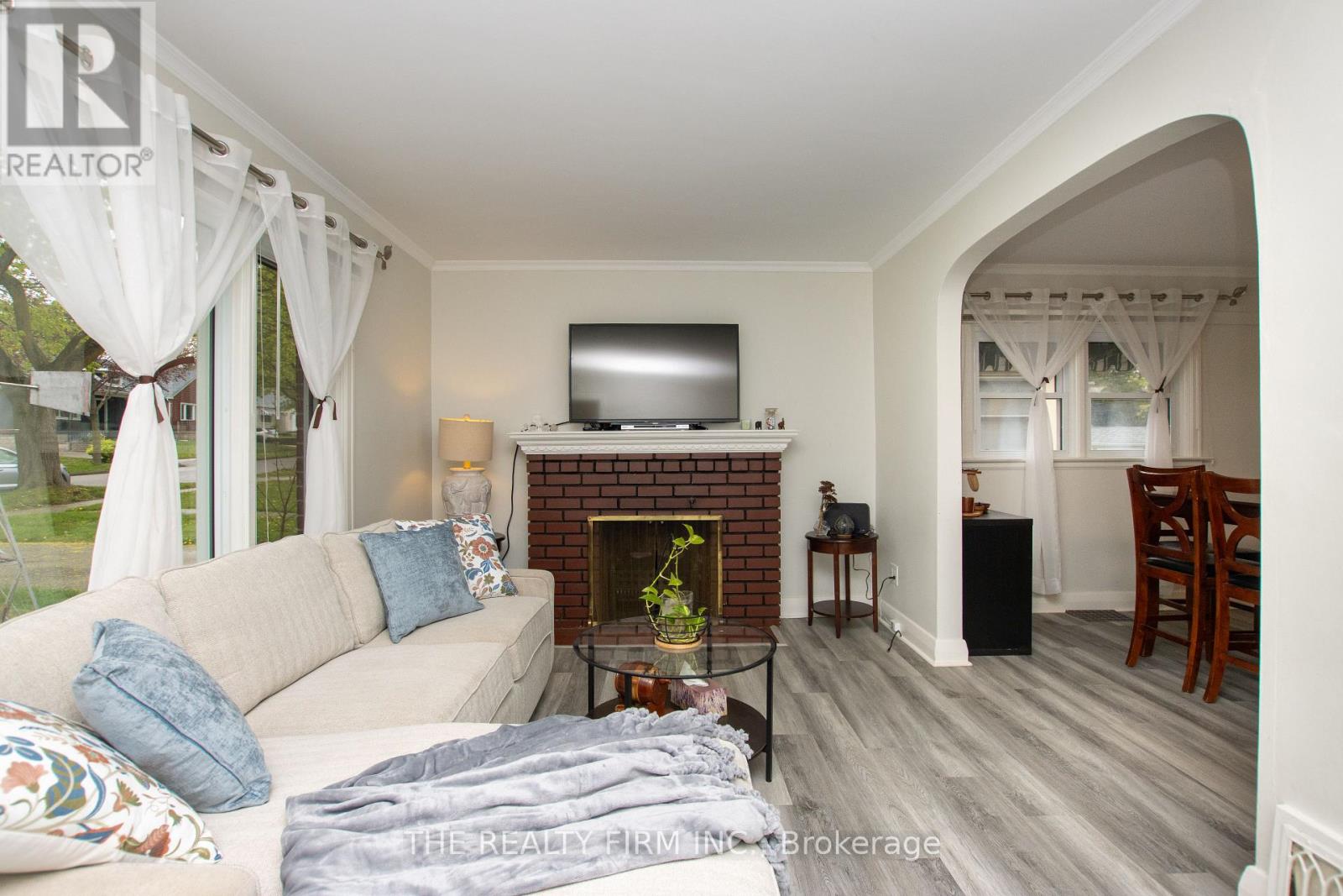 1319 WILTON AVENUE - 5
