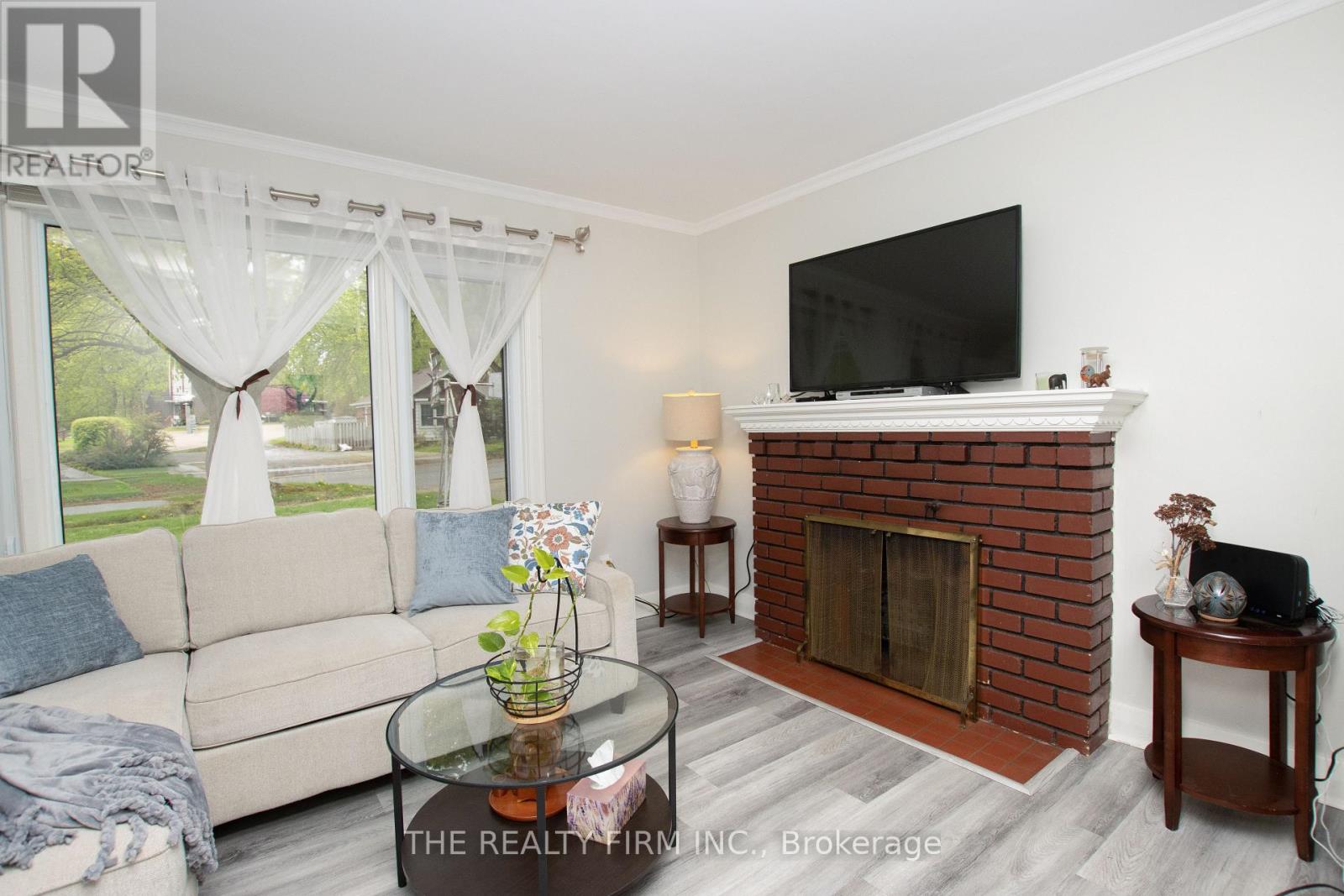 1319 WILTON AVENUE - 7