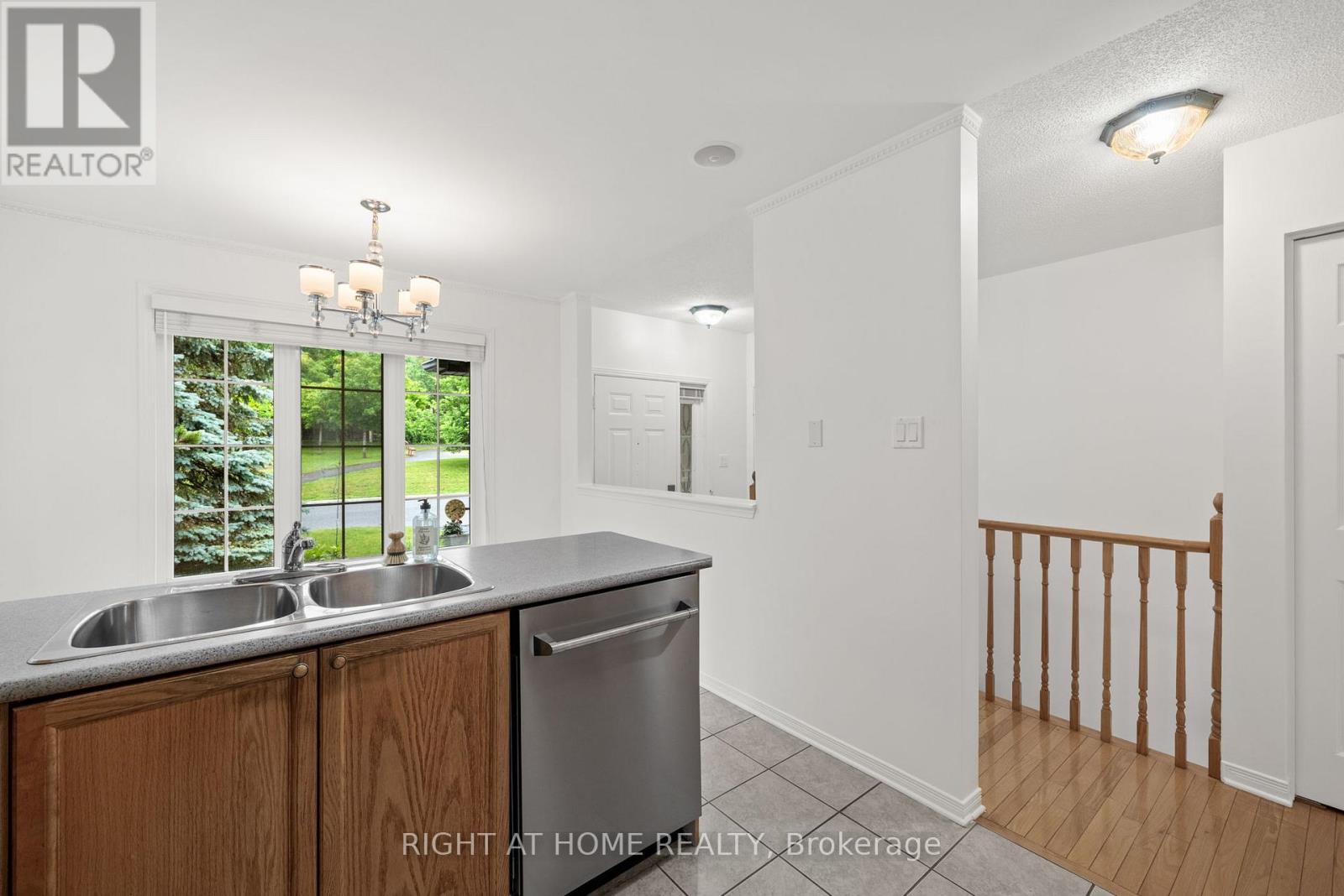 120 GRANDPARK CIRCLE - 10