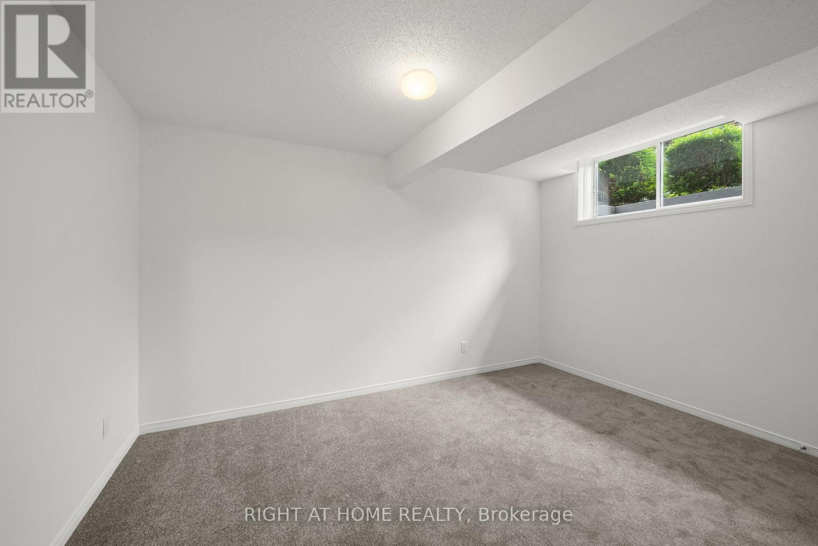 120 GRANDPARK CIRCLE - 27