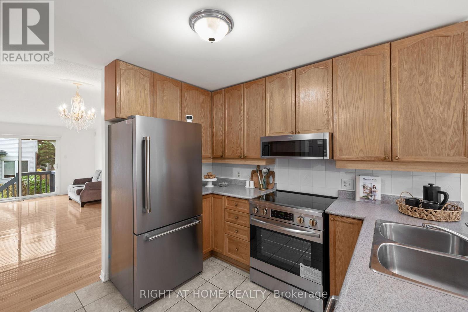 120 GRANDPARK CIRCLE - 8