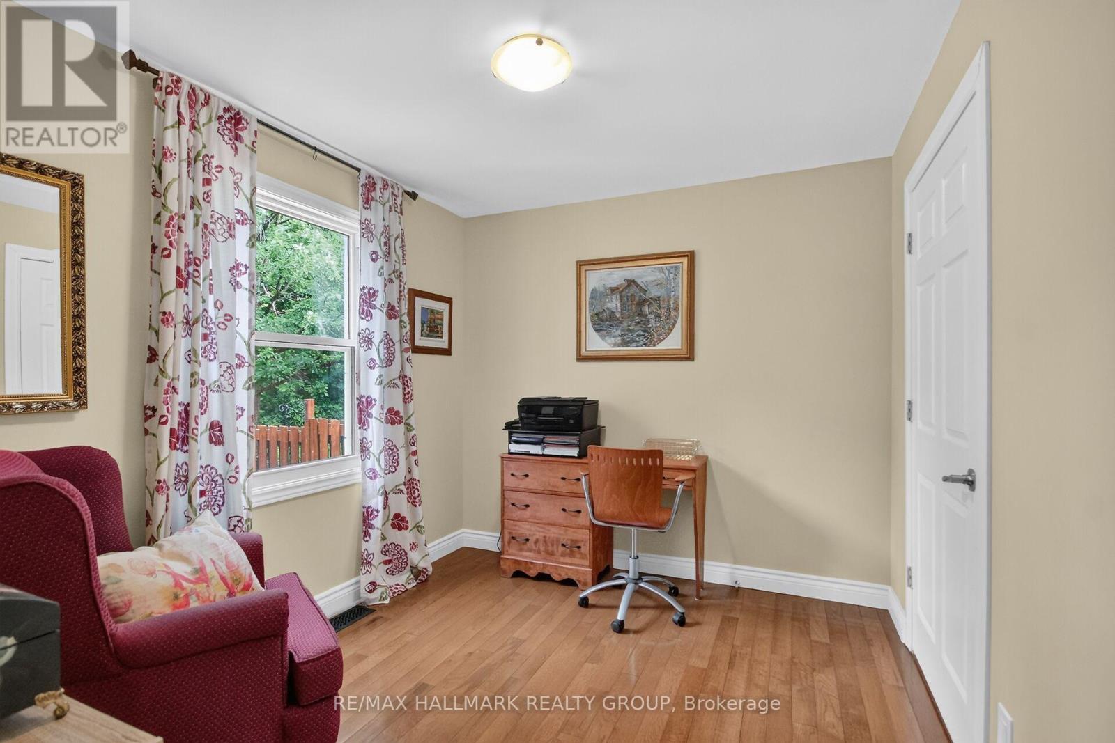 1965 ROSEBELLA AVENUE - 23