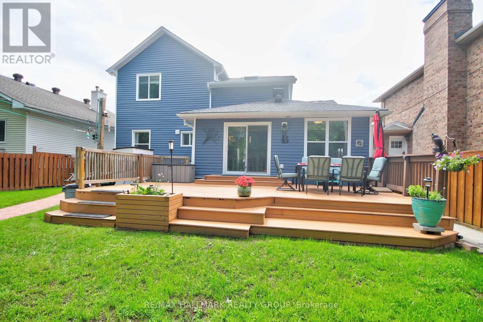1965 ROSEBELLA AVENUE - 38