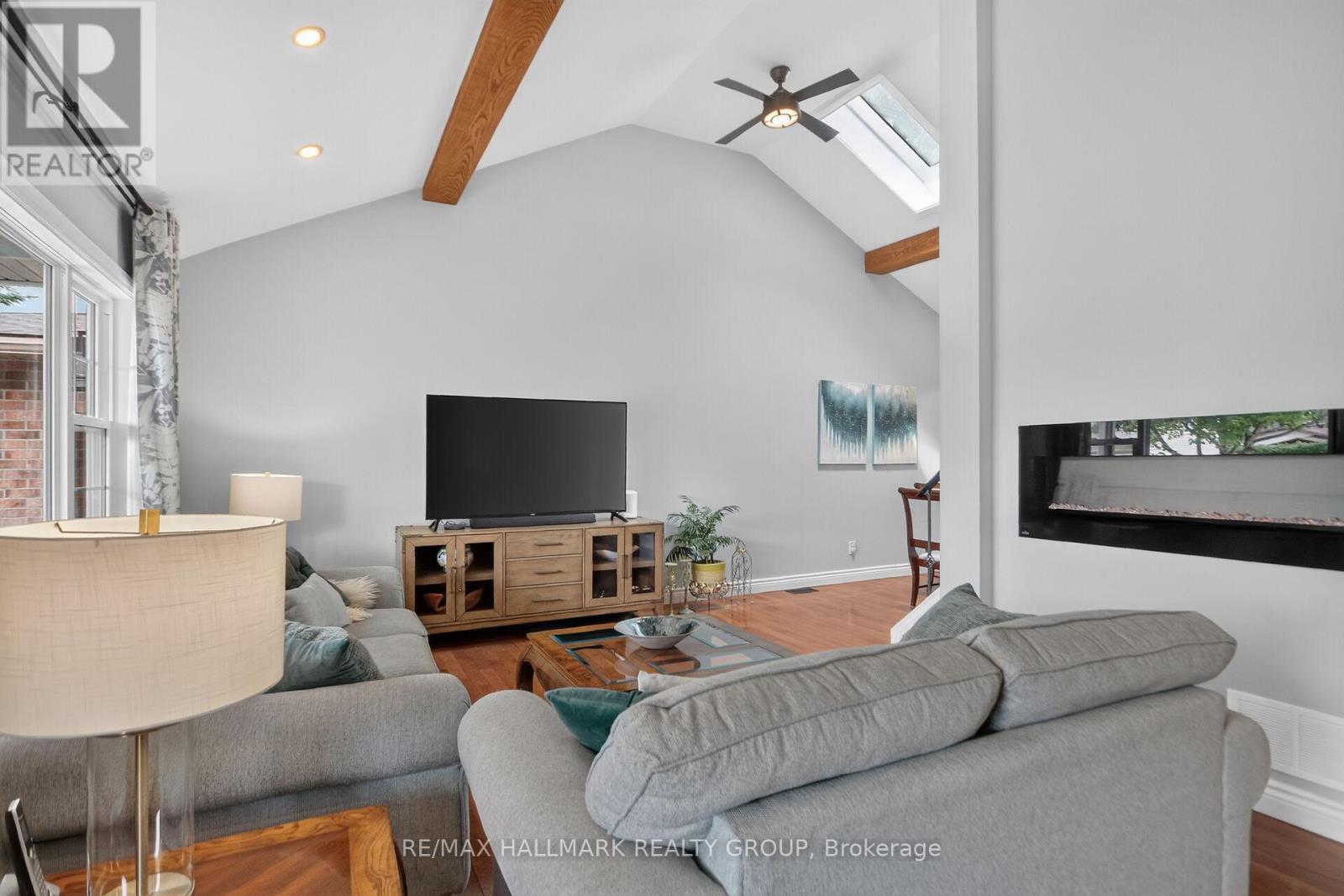 1965 ROSEBELLA AVENUE - 6