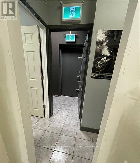 Studio for Rent in Ottawa – 3 – 4000 BRIDLE PATH DRIVE, Ottawa – By Peter Sagos - Image 6