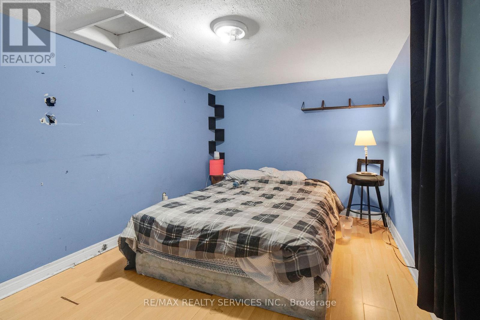 2 PARSONS AVENUE - 23
