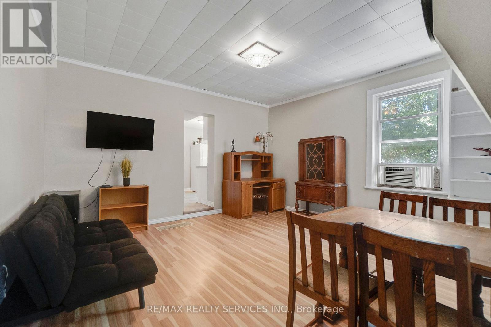2 PARSONS AVENUE - 2