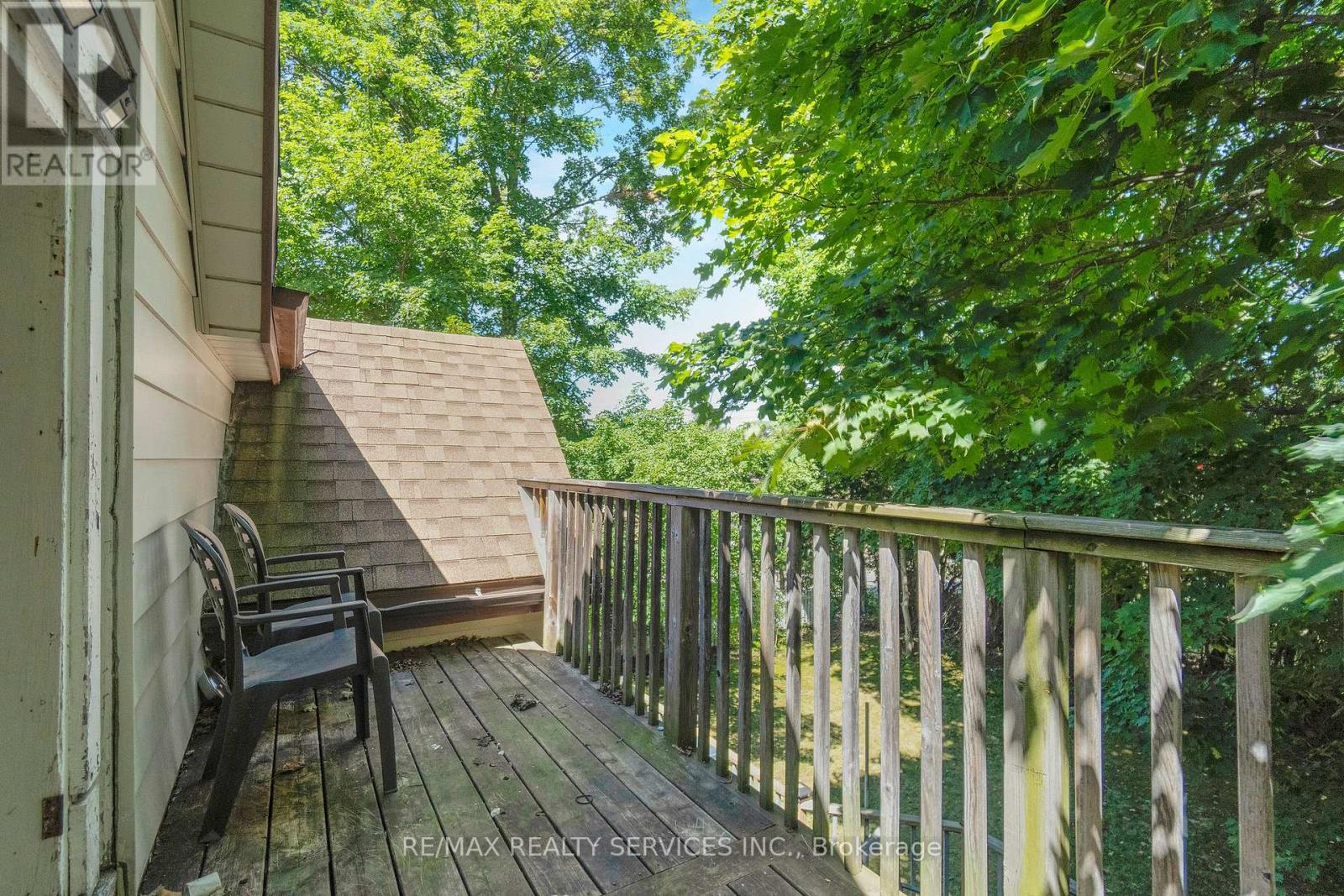 2 PARSONS AVENUE - 24