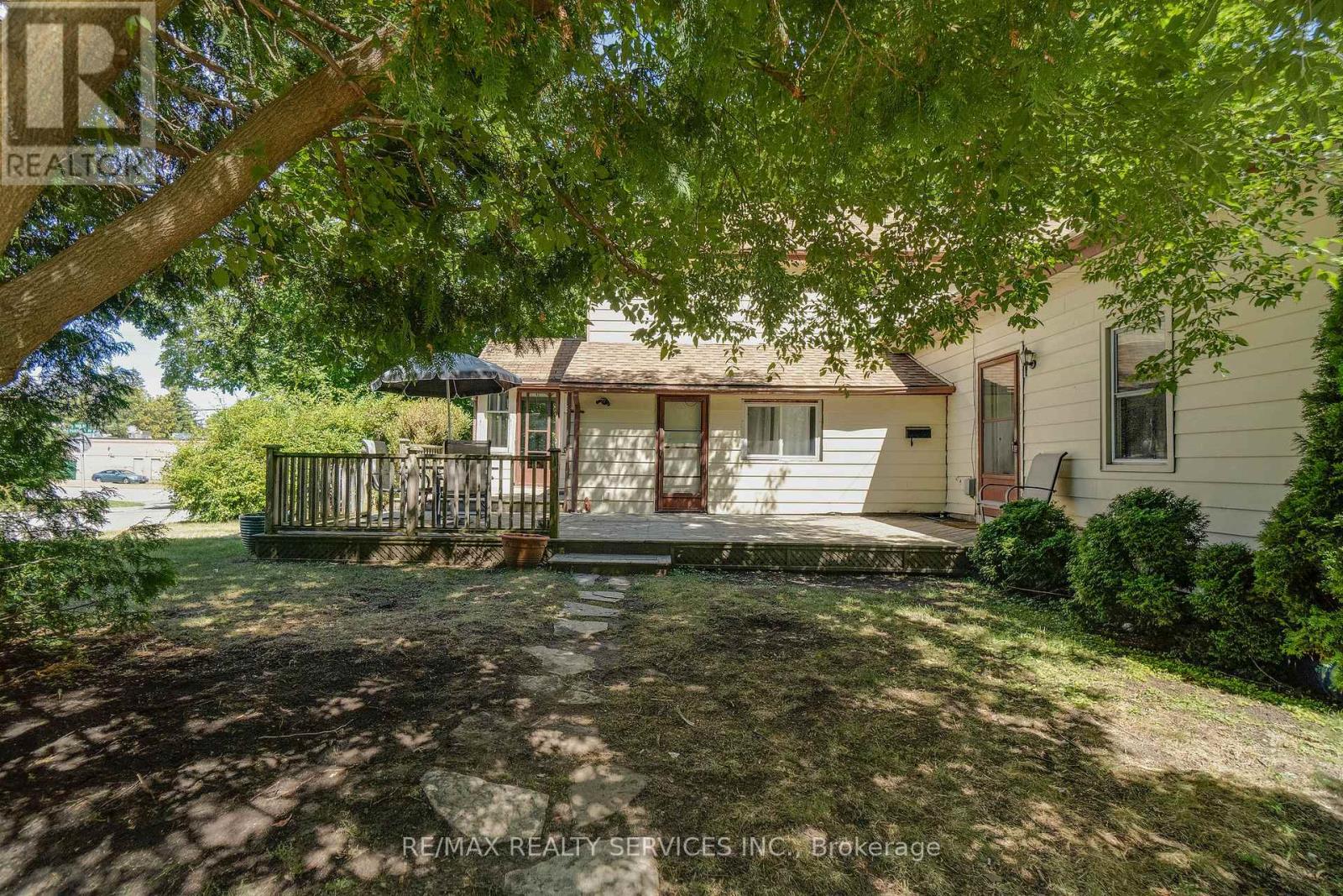 2 PARSONS AVENUE - 42