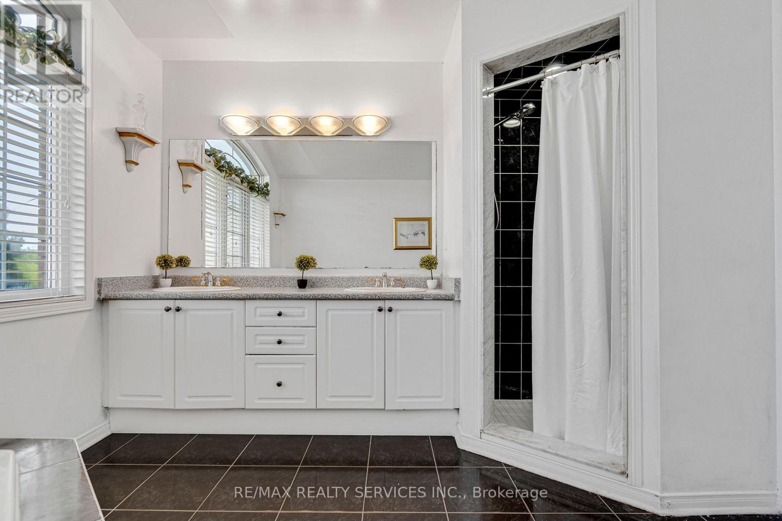7419 BLACK WALNUT TRAIL - 25
