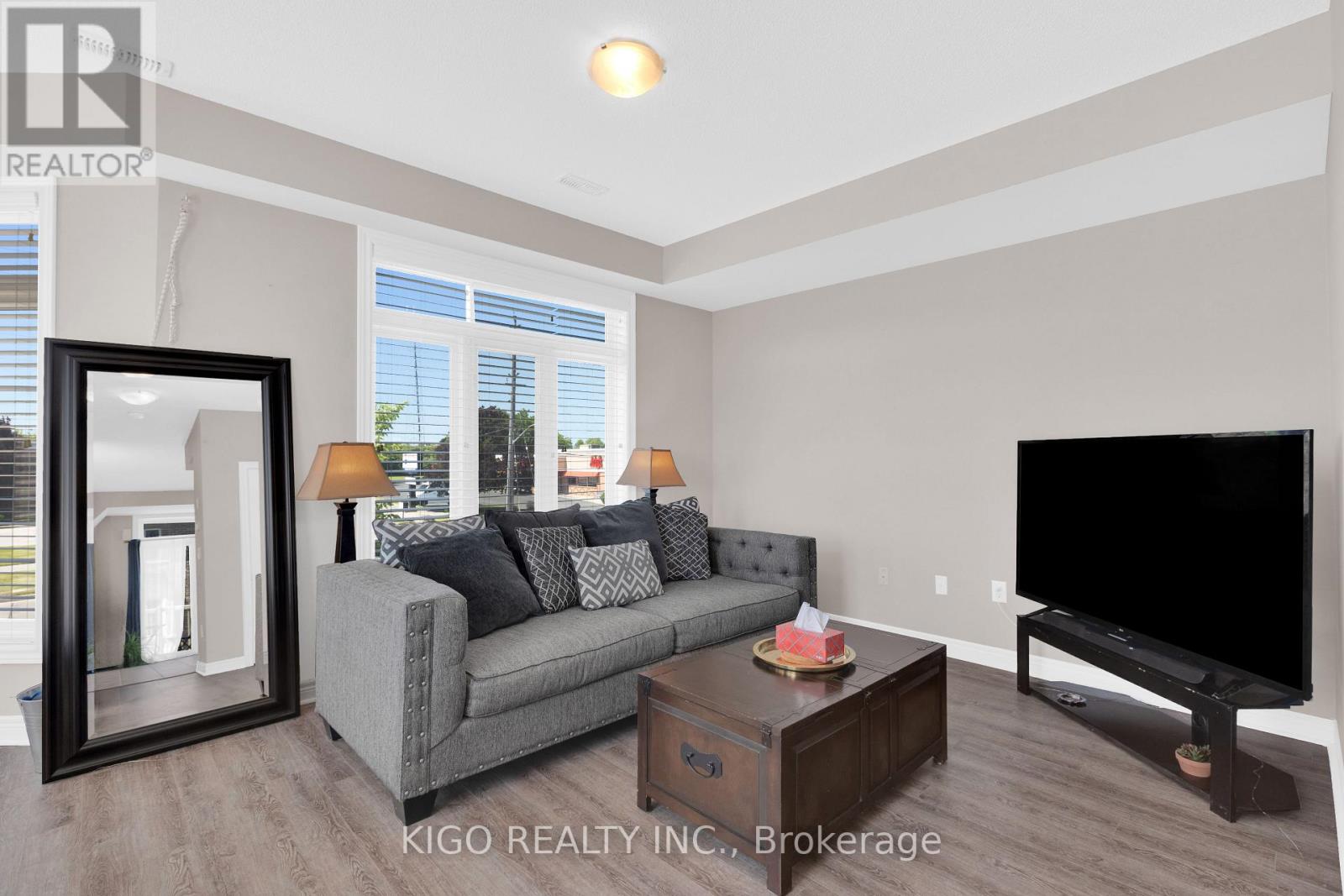 4119 PALERMO COMMON - 4