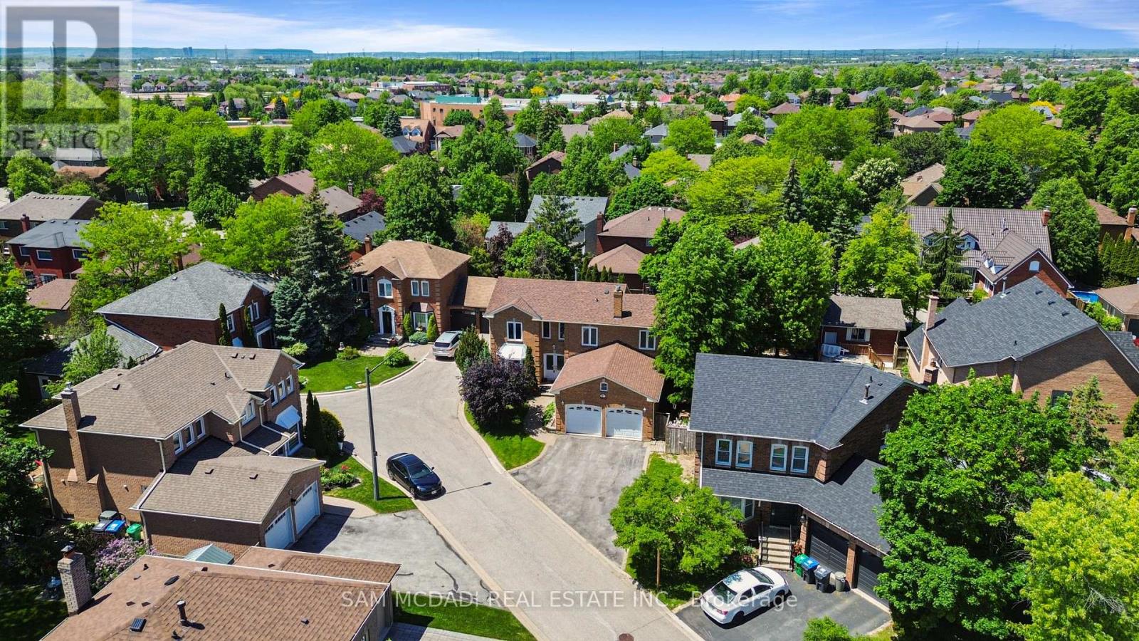 6643 MOCKINGBIRD LANE - 3