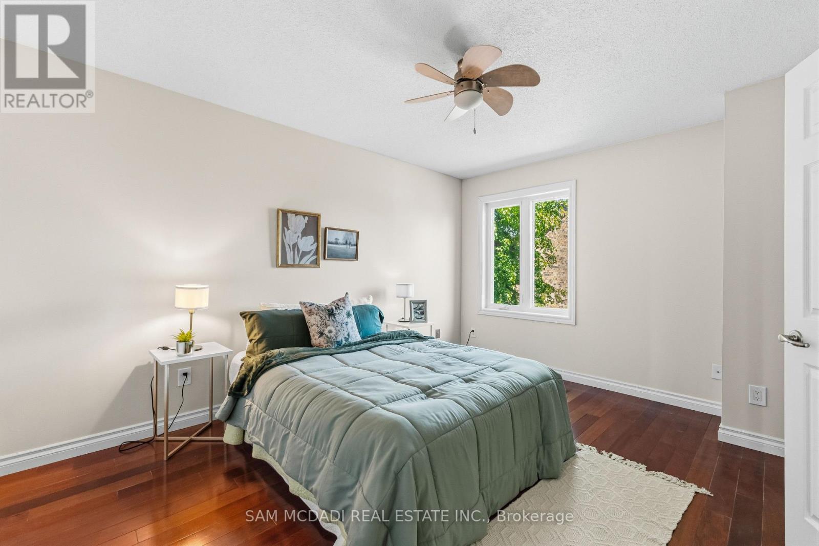 6643 MOCKINGBIRD LANE - 30