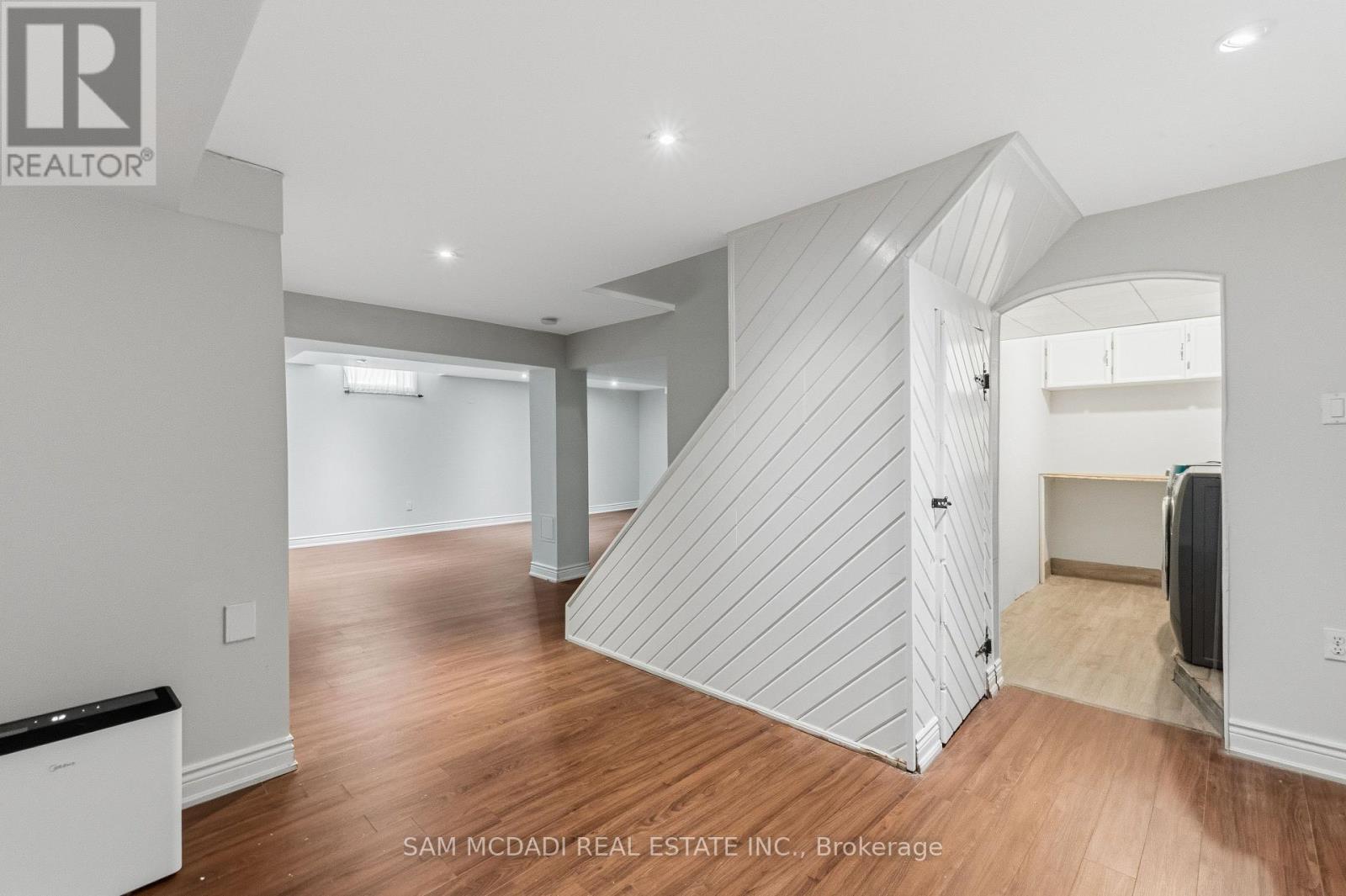 6643 MOCKINGBIRD LANE - 33