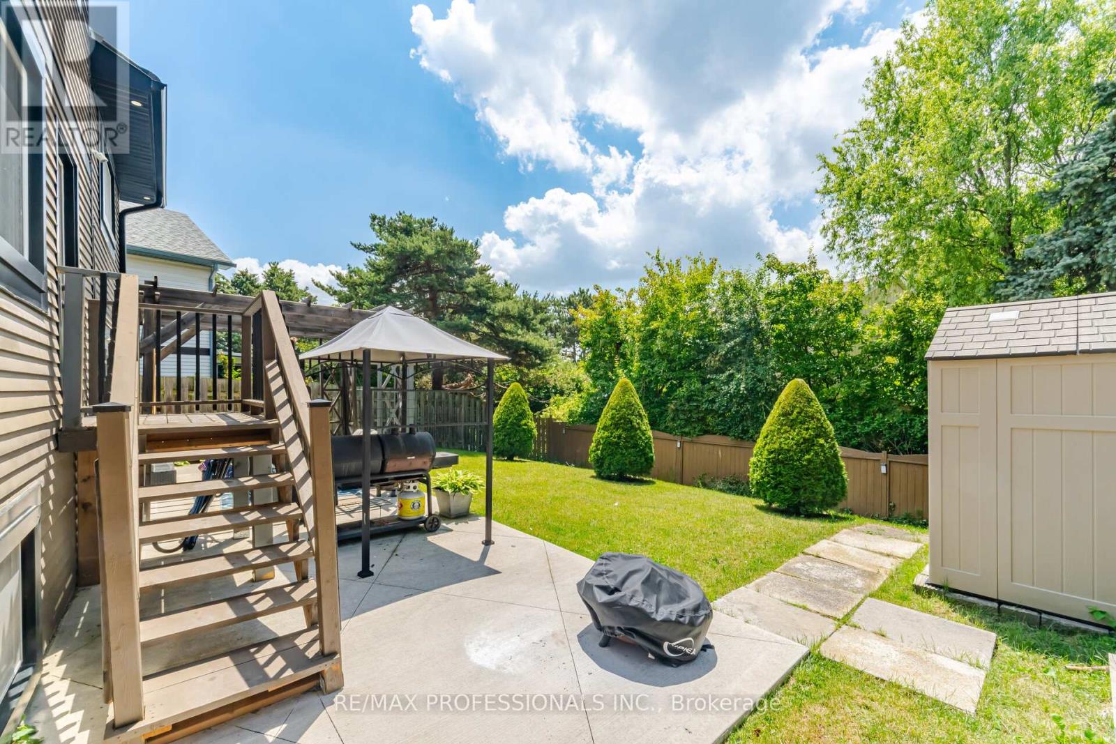 12 RICHVALE DRIVE S - 40