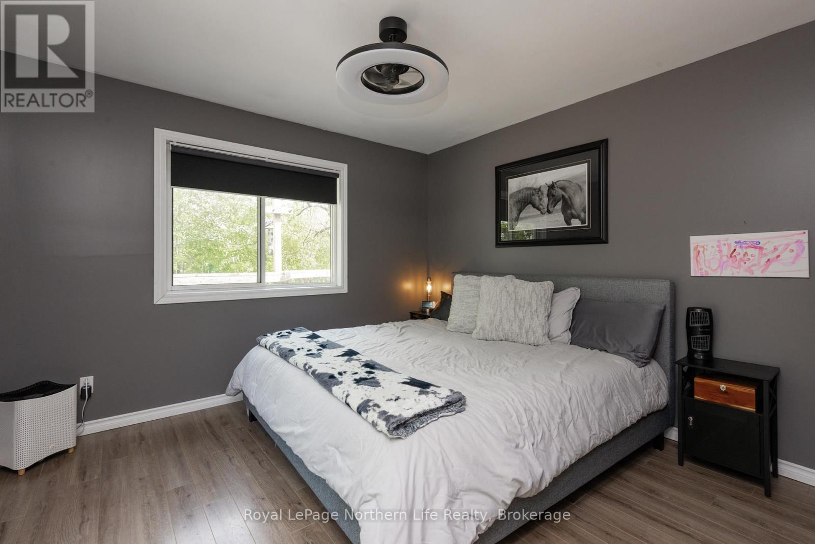 1006 LAKESHORE DRIVE - Image 32