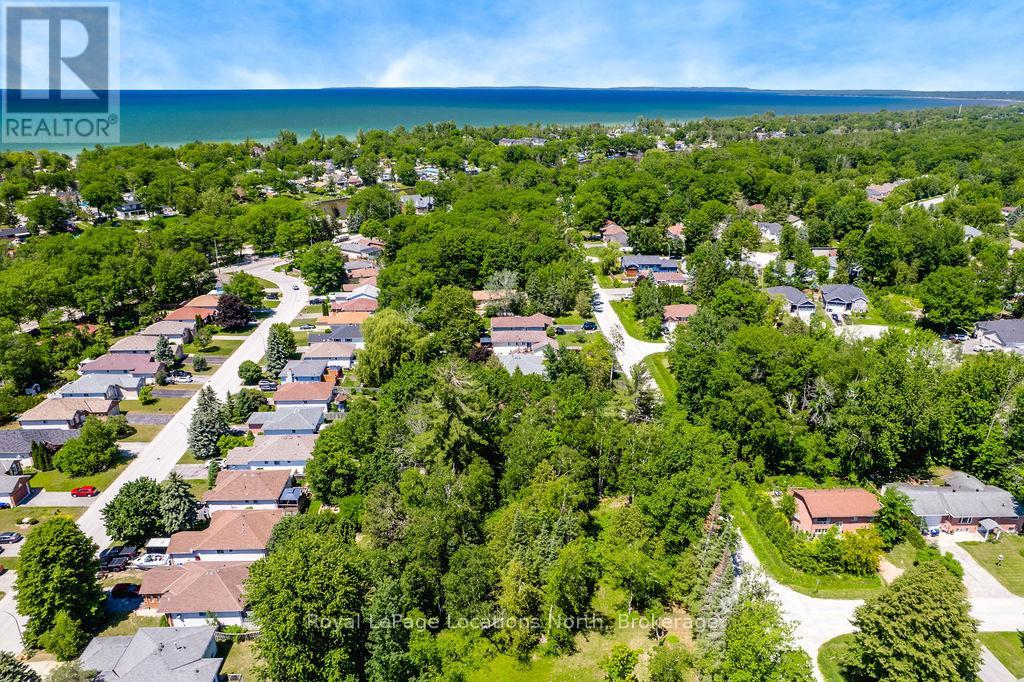 88 SMALLMAN DRIVE, Wasaga Beach — photo 3