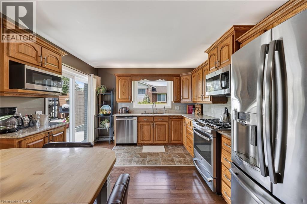 340 GOOD Street - 14