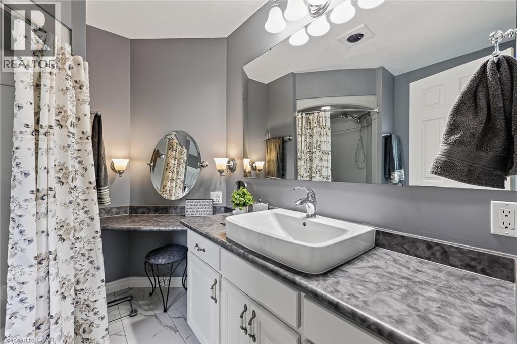 340 GOOD Street - 20