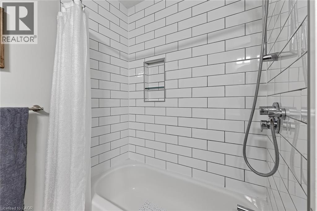 340 GOOD Street - 24