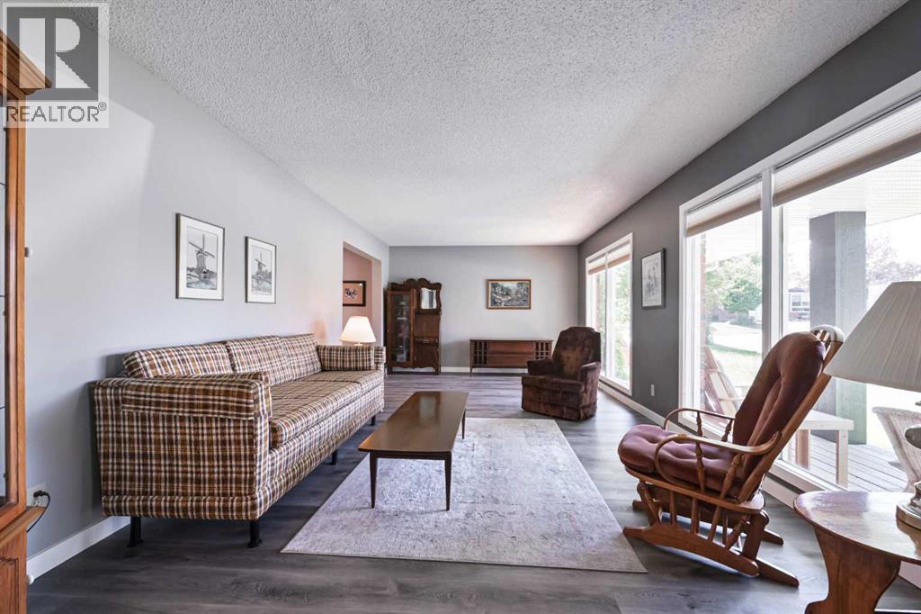 111 Parkglen Place SE - photo 3