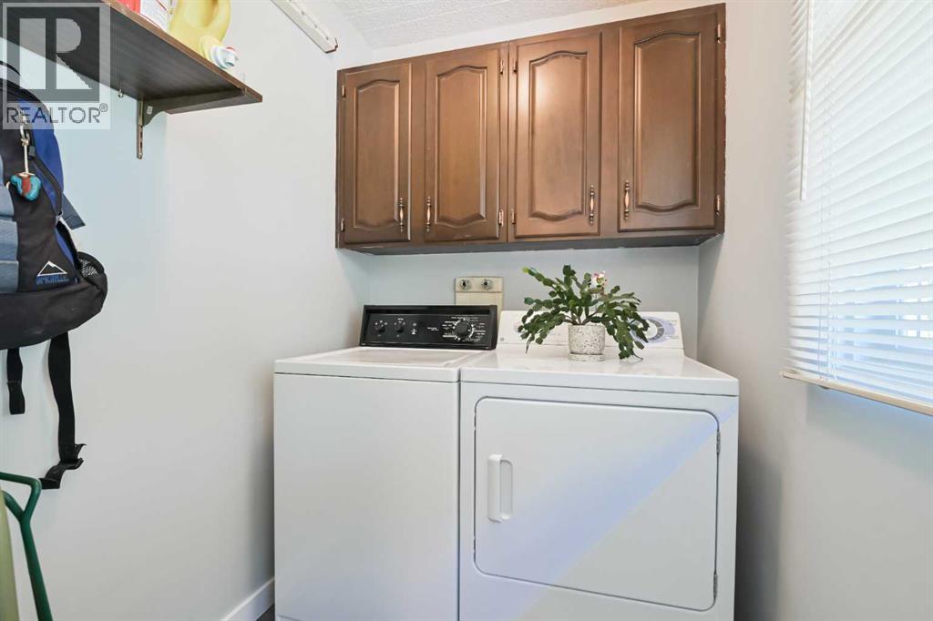 111 Parkglen Place SE — photo 9