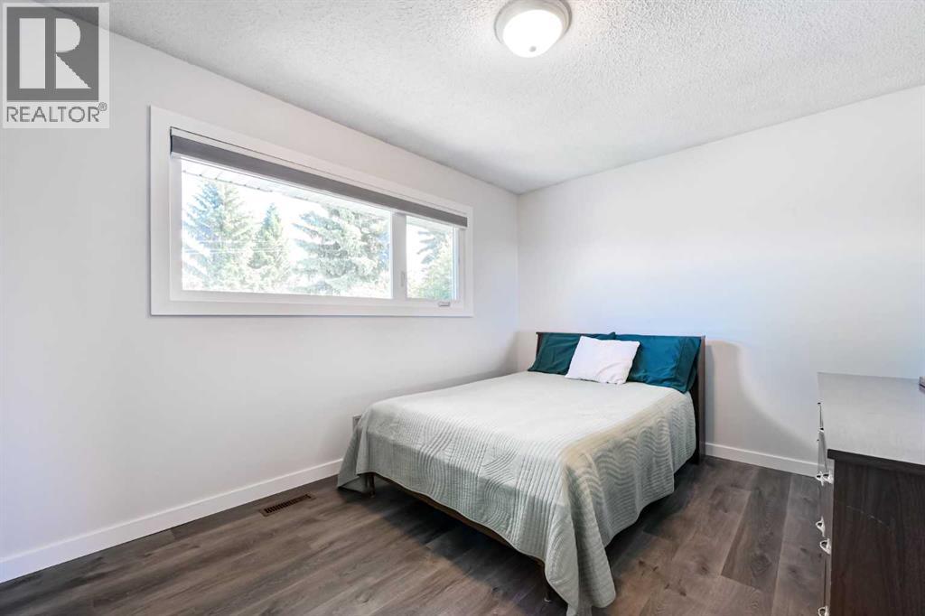 111 Parkglen Place SE — photo 12