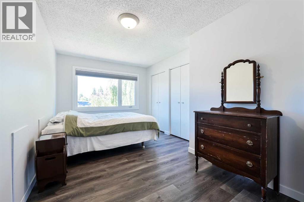 111 Parkglen Place SE — photo 13