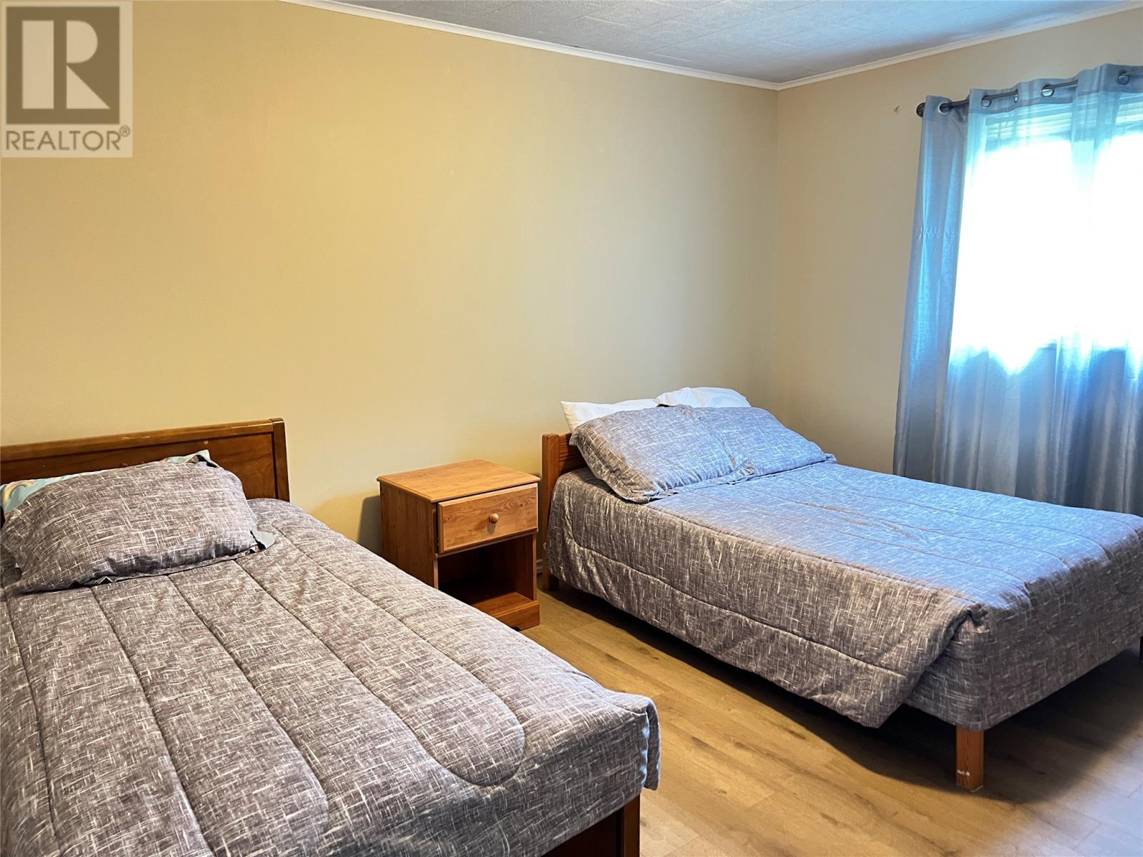 8 Bayview Road - 10