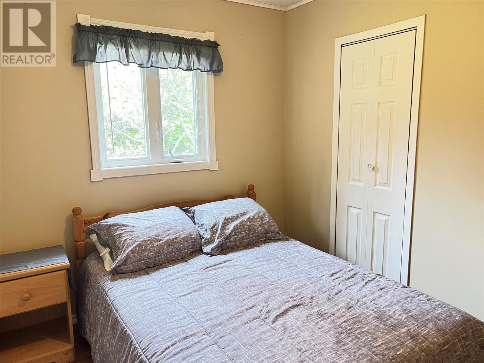 8 Bayview Road - 13