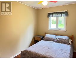 8 Bayview Road thumbnail 12