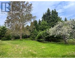 8 Bayview Road thumbnail 33