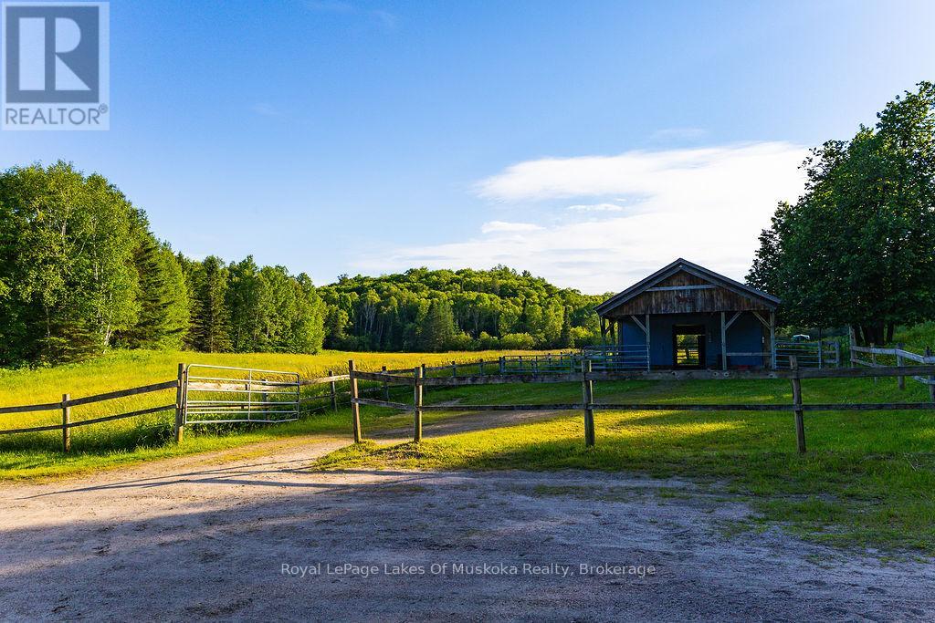 2245 AHMIC LAKE ROAD - 31