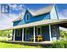 2245 Ahmic Lake Road, Magnetawan, ON P0A1P0 Photo 20
