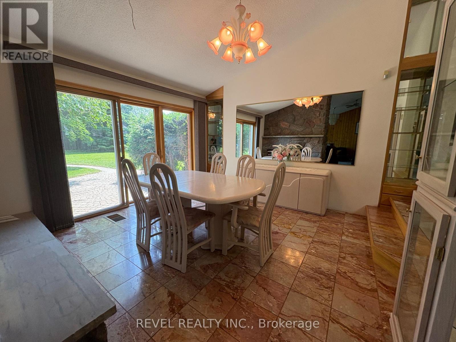 404 THIRTEENTH AVENUE - 11
