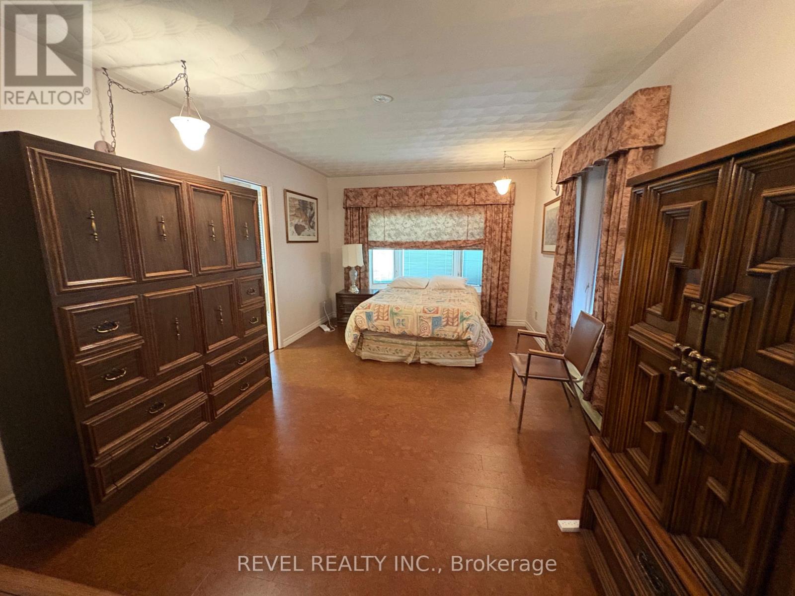 404 THIRTEENTH AVENUE - 26