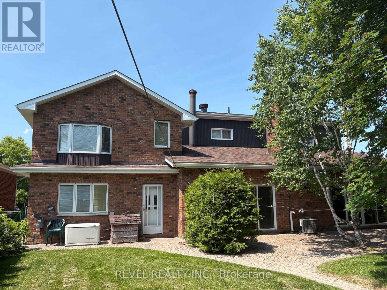 404 THIRTEENTH AVENUE - 42