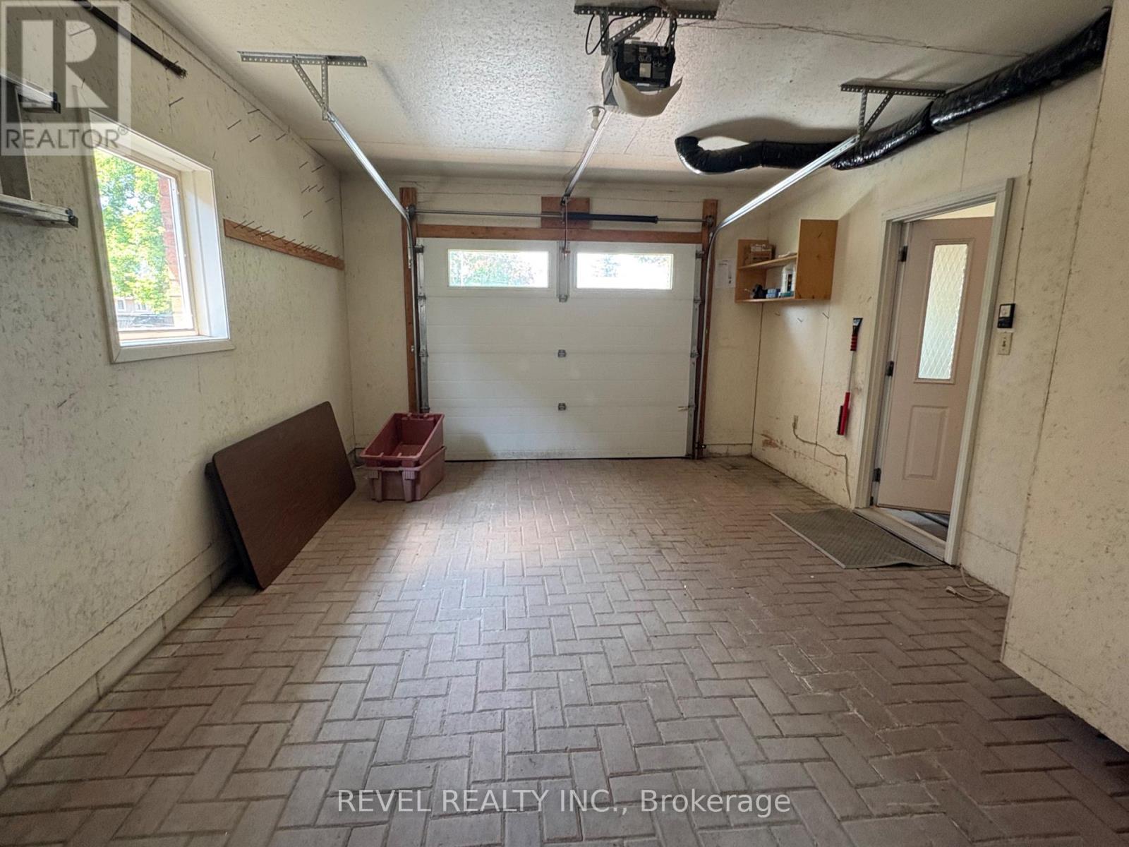 404 THIRTEENTH AVENUE - 46