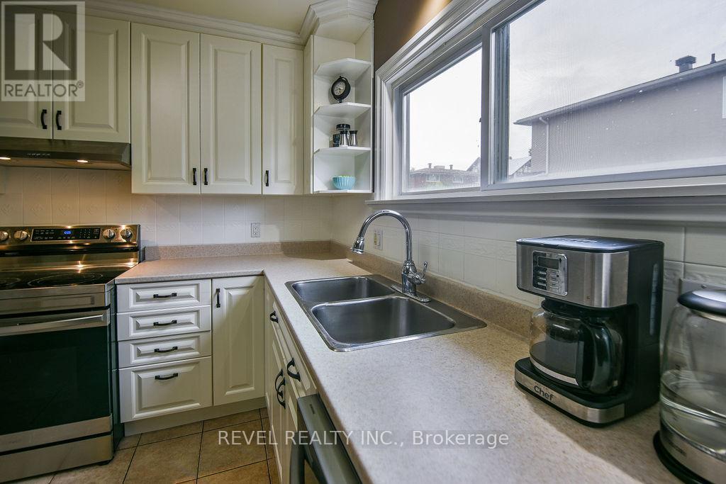 181 HEMLOCK STREET - 14