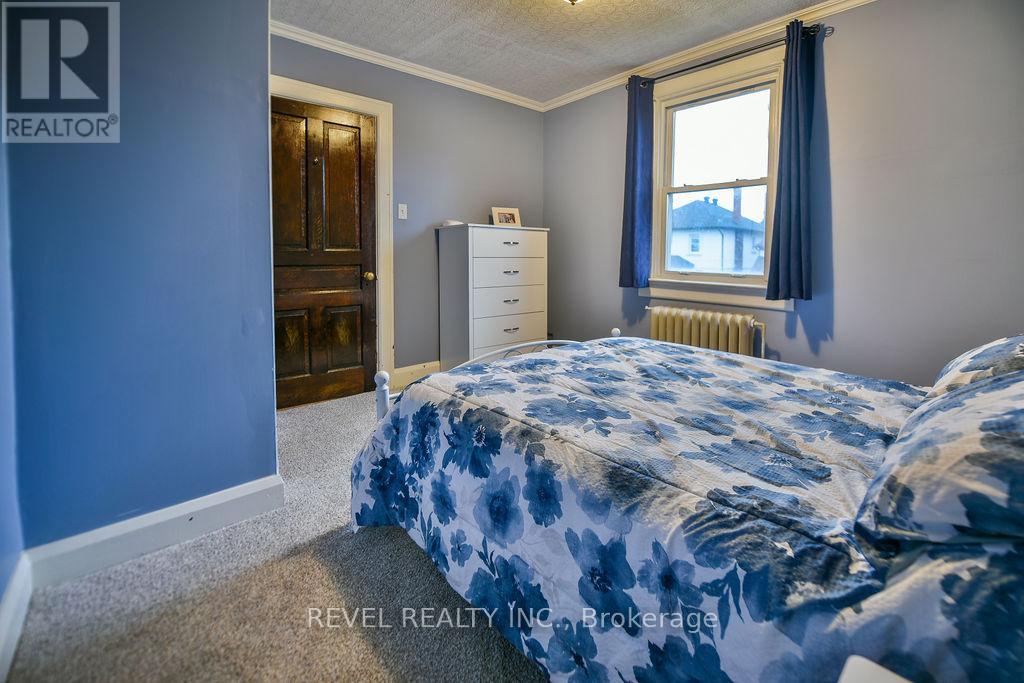 181 HEMLOCK STREET - 26