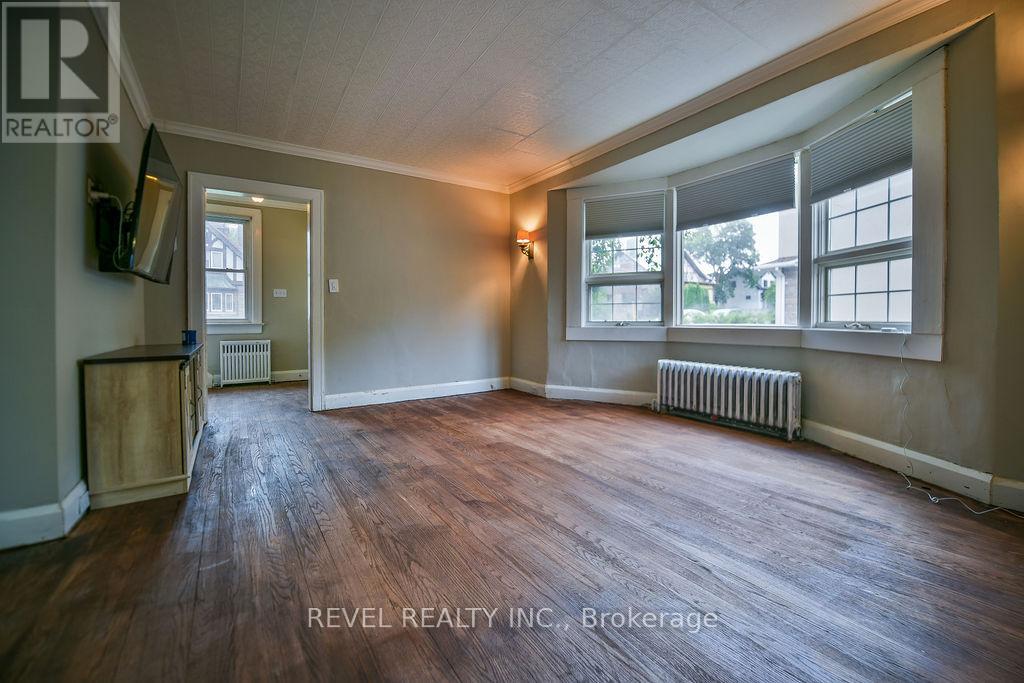 181 HEMLOCK STREET - 3