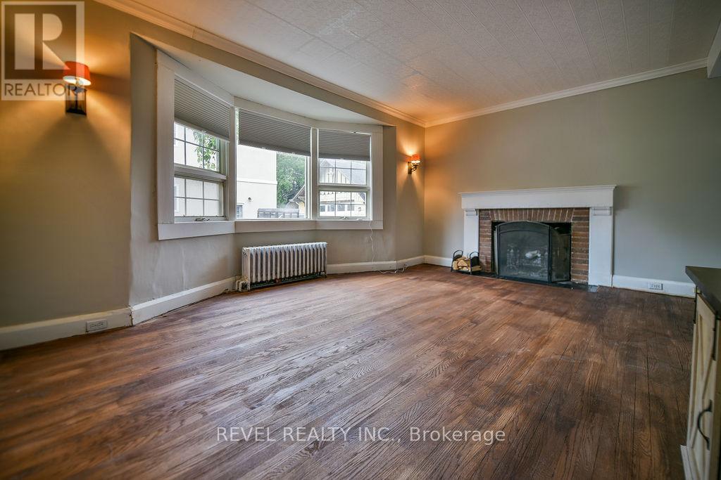 181 HEMLOCK STREET - 4